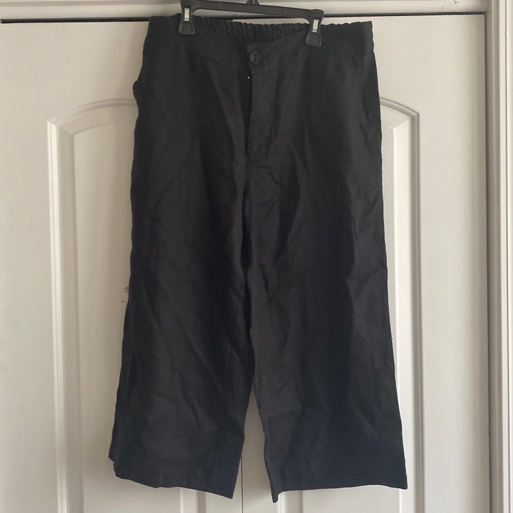 NWT Black linen culottes. Boutique brand Touch by Rough Linen Size medium